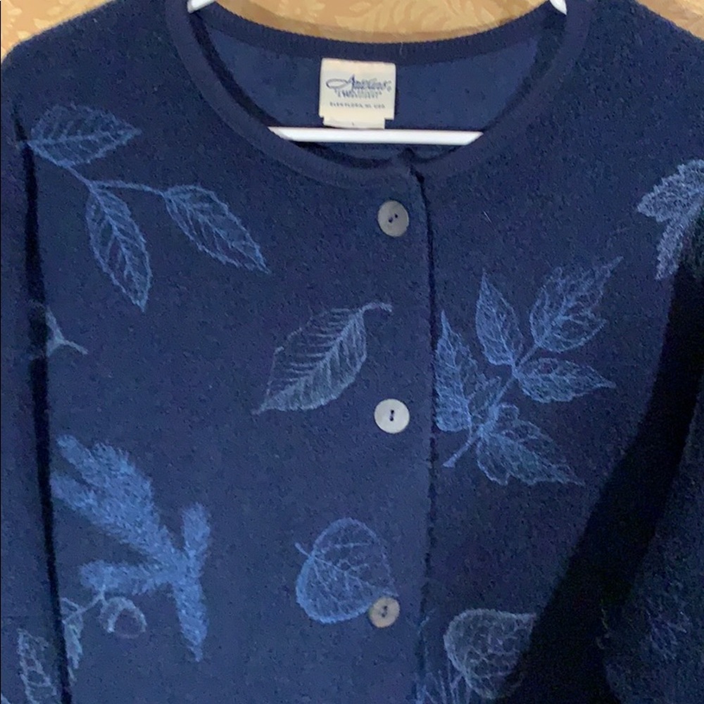 Gorgeous Sweater With Leaf Pattern Throughout - image 3